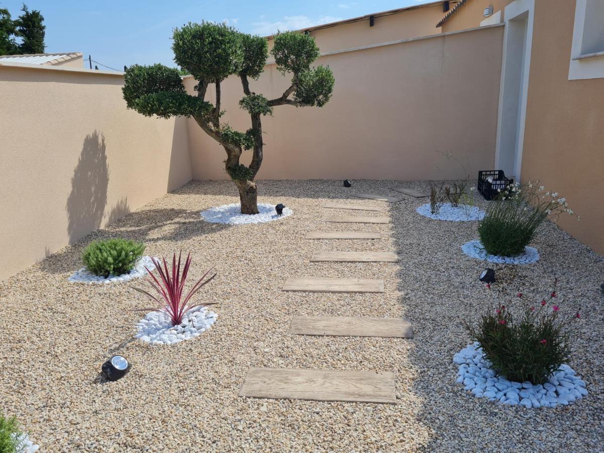 Pâquerette Villa Arles Exterior foto